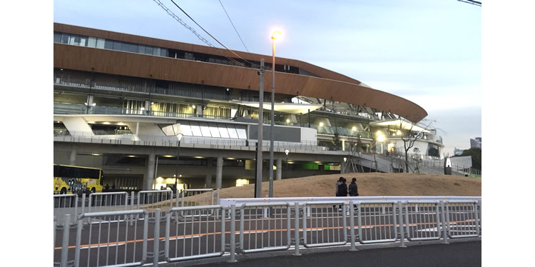サッカー観戦!