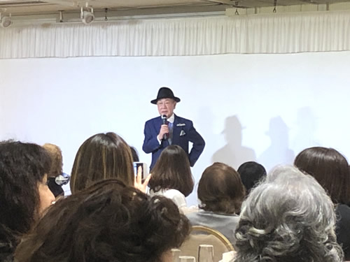 宝塚歌劇団 演出家・岡田敬二先生パーティー1｜世田谷・自由が丘　天使バレエスクール